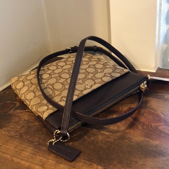 Coach Signature khaki brown messenger crossbody - Picture 4 of 7